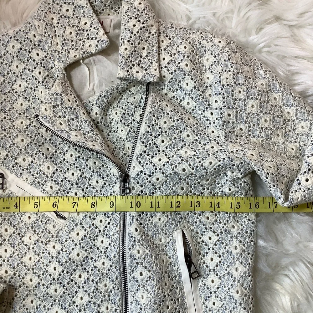 Anthropologie Dolan Rossi Eyelet Moto Jacket Cropped Cream Blue Zip Womens SZ XS - Picture 8 of 9